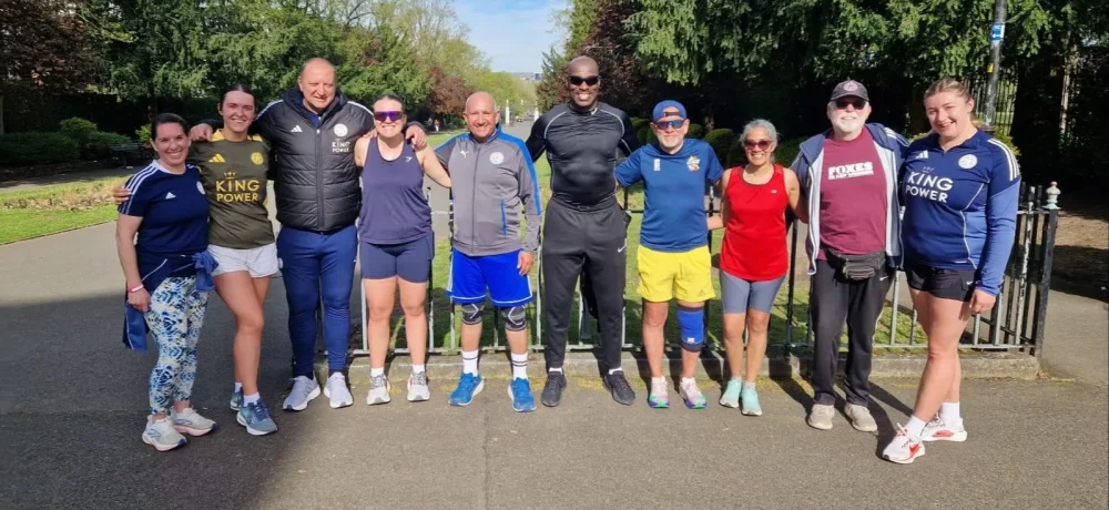 ตำนานนักฟุตบอลทีมฟ็อกซ์ ร่วมสนับสนุนกิจกรรม Parkrun ในเดือนแห่งการตระหนักรู้เรื่องความเครียด